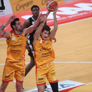 ★ [SALICE] [Pantaloncini da Gara] [Carpegna Prosciutto Basket Pesaro - Virtus Segafredo Bologna] 