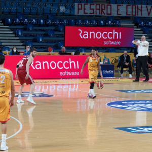 ★ [RANOCCHI] [LED Fronte Tv] [Carpegna Prosciutto Basket Pesaro - Allianz Pallacanestro Trieste] 