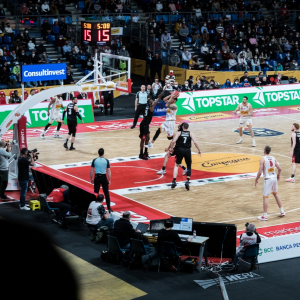 ★ [TOPSTAR] [LED Fronte Tv] [Carpegna Prosciutto Pesaro - Virtus Segafredo Bologna] 