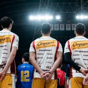 ★ [CONSULTINVEST] [Sovramaglia da gara] [Carpegna Prosciutto Pesaro - Pallacanestro Trieste] 